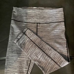 Athleta crop leggings